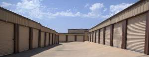 Macho self storage facility in Red Oak Texas