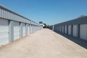 outdoor storage unit at macho self storage denton location