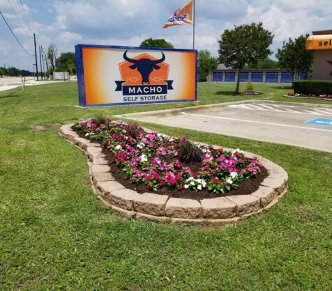 choosing a self storage facility